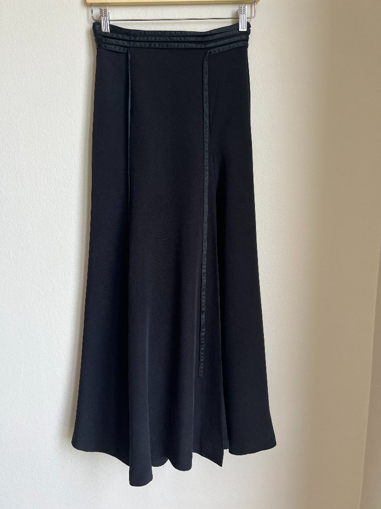 Vintage Escada Couture Stunning Vintage Black Silk Long Maxi Skirt (Xs)